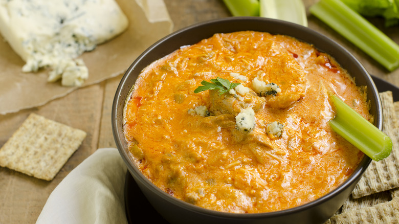 buffalo chicken dip